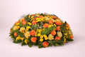 Composition dessus de cercueil orange/jaune
