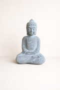 Bouddha en méditation sereine