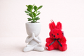 Peluche lapin rouge
