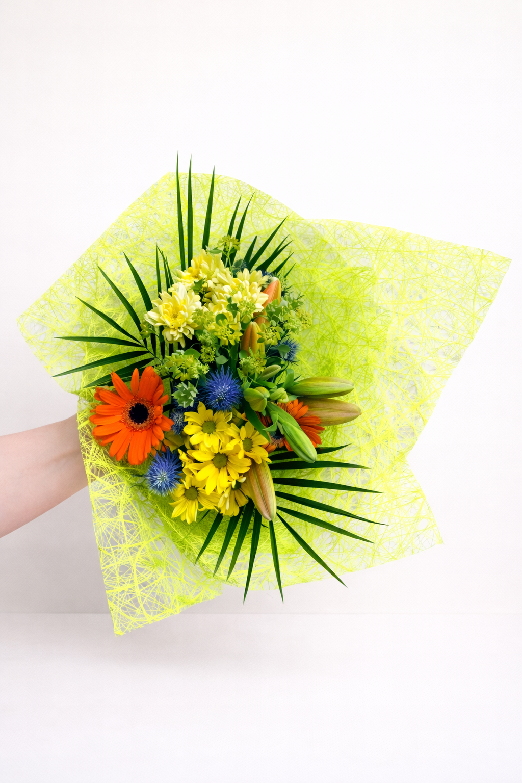 Bouquet de fleurs de saison en tiges